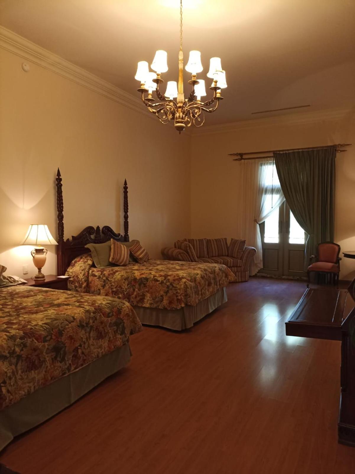 Hotel Real Hacienda Santo Tomas Colonia Gustavo Baz Prada 外观 照片